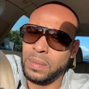 Meet your Posher, Shawn